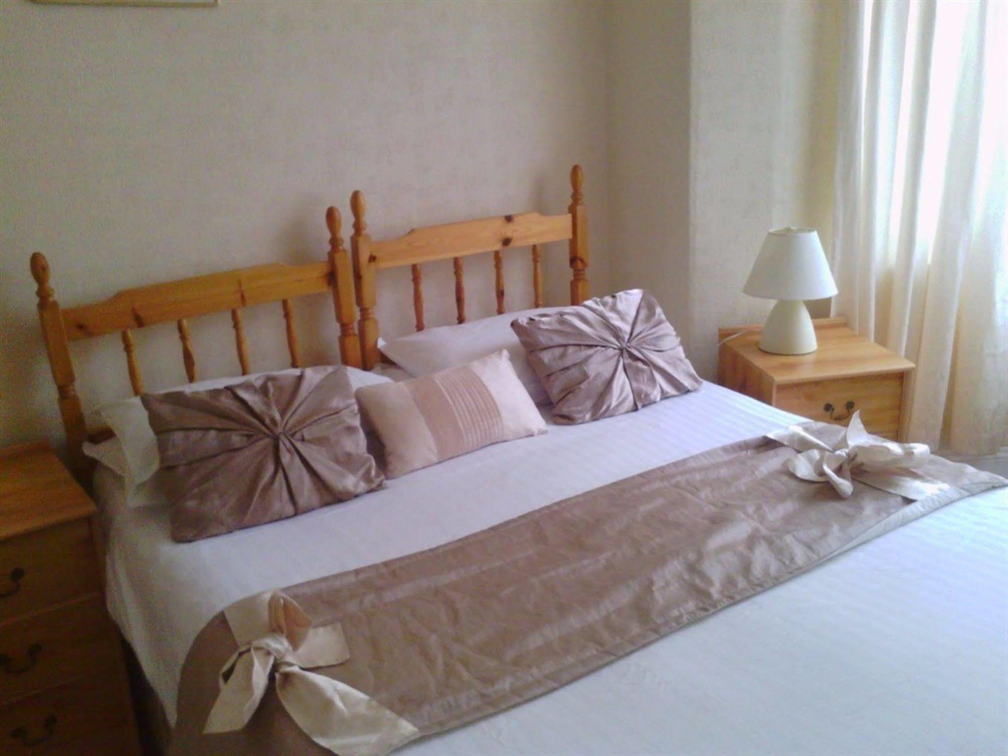 The Firs Bed And Breakfast Plymouth Exterior photo